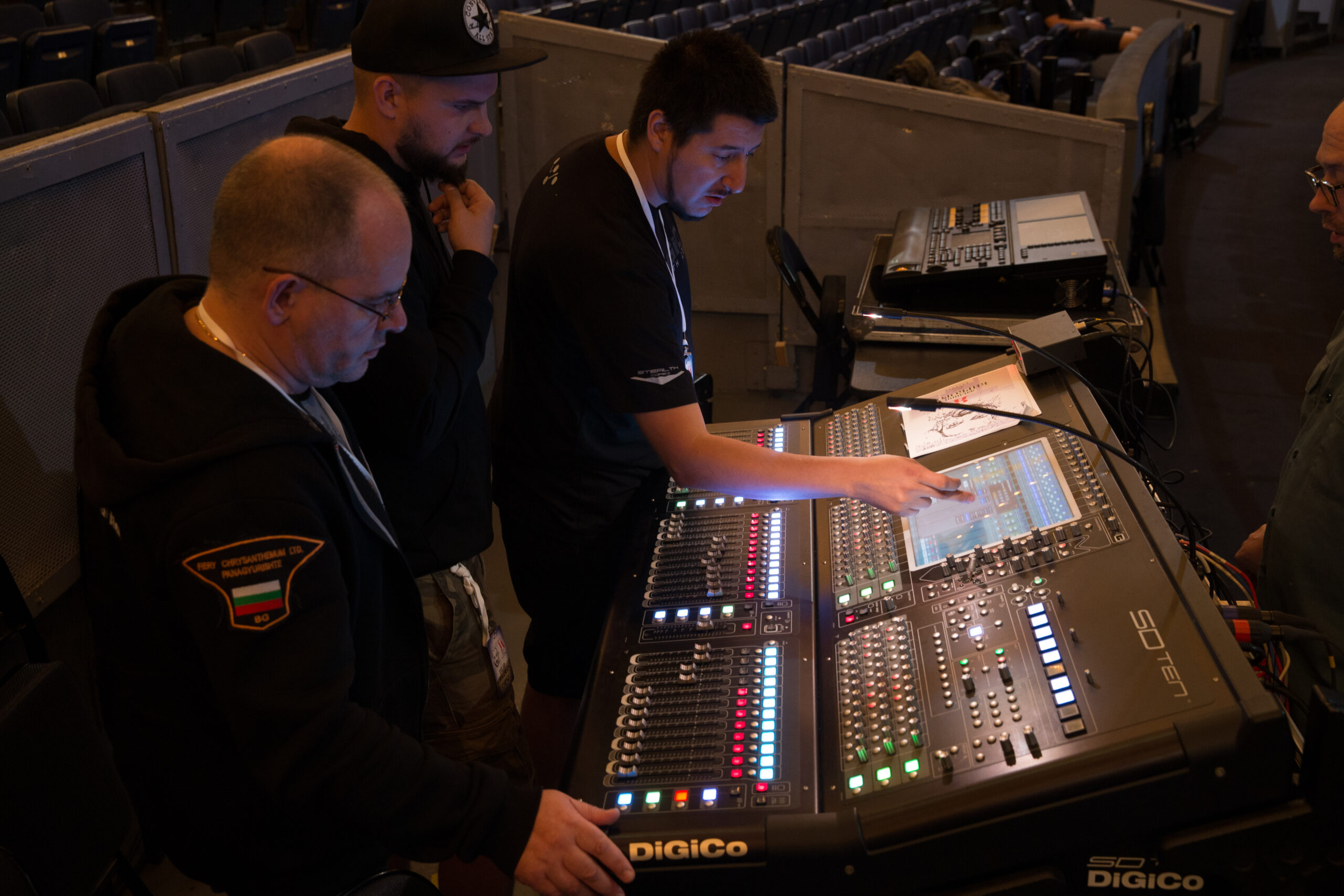 How to Eliminate Echo in Large Event Spaces