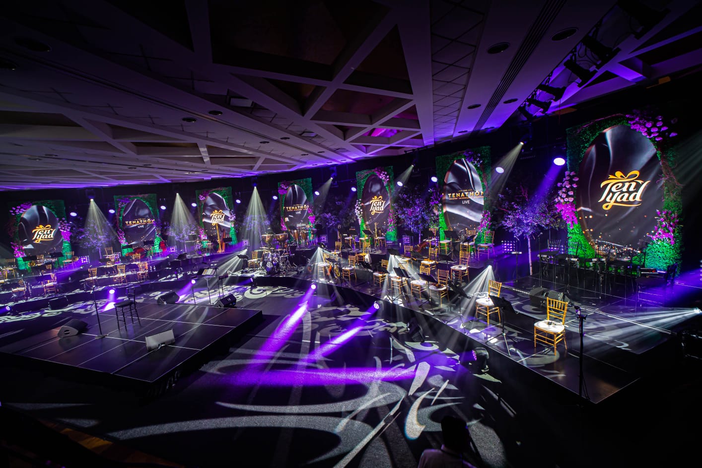 The Moving Head Color Theory Disaster. Why Your Colors Look Cheap.